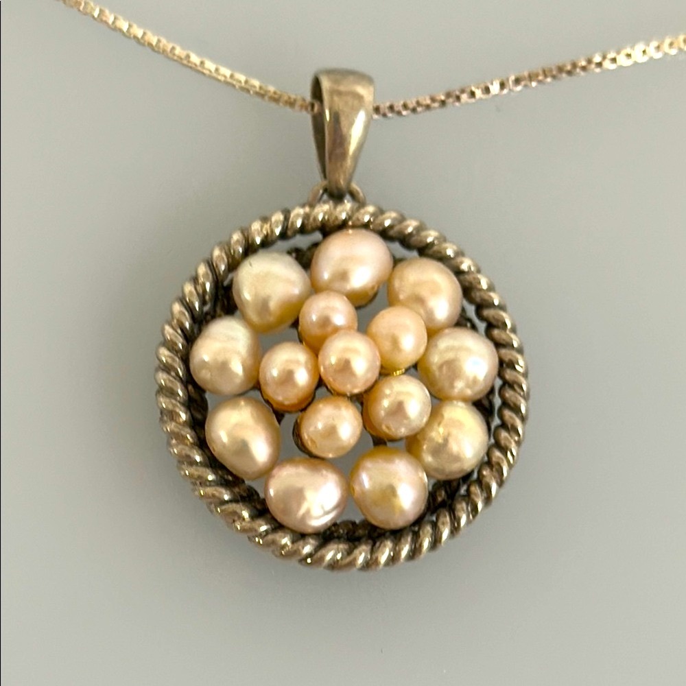 Whitney Kelly 925 Silver Pearls Pendant Necklace